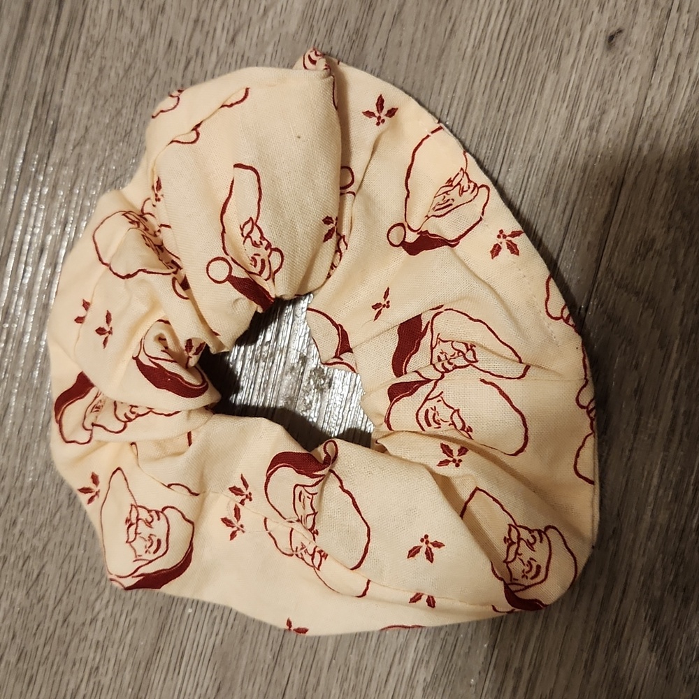🐻 New Scrunchie